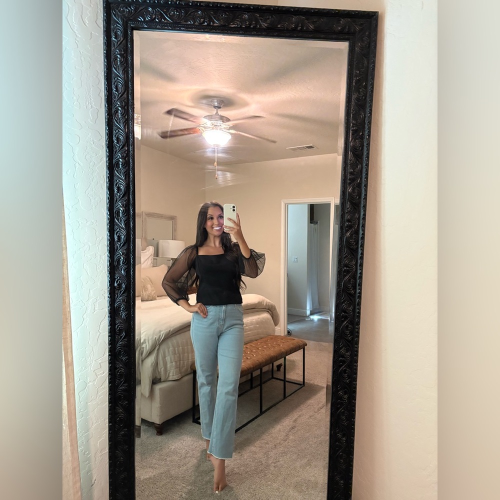 Socialite Black Top